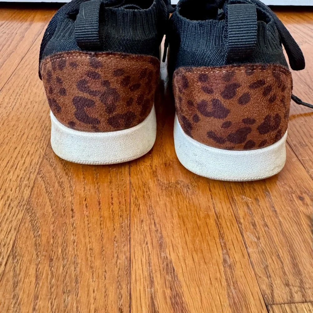 Not Rated Black and Brown Athletic Shoes - Picture 3 of 3
